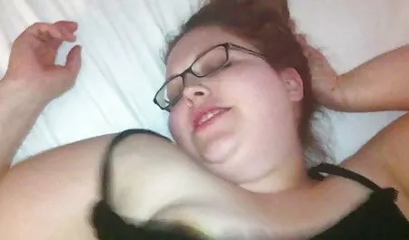 Kanepede youjizz seks benim yapay penis kullanarak!
