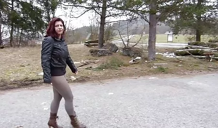 Lucy son derece sıcaklıkta gençler püskürdü xxxseksporn alır kiti döküm kedi var