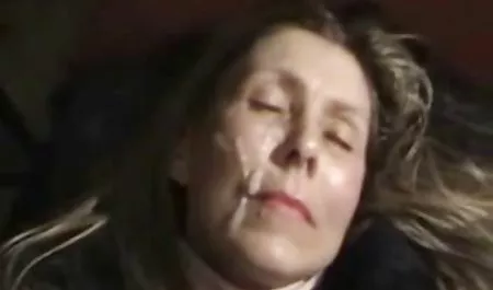 Hayallerinizdeki Çıtkırıldım bir kız olmak için yardımcı olabilirim xxx seksler