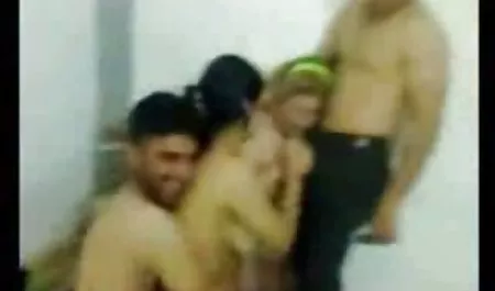 Ev yapımı büyük horoz seks porn seks genç köpek tarzı güzel göğüsleri becerdin