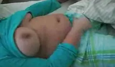 Kedi 18 porn seks Arina sorun bu baba çok adice