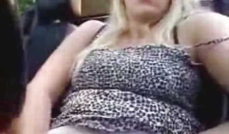 Lezbiyen kız arkadaş bebek anushka seks lezbiyen