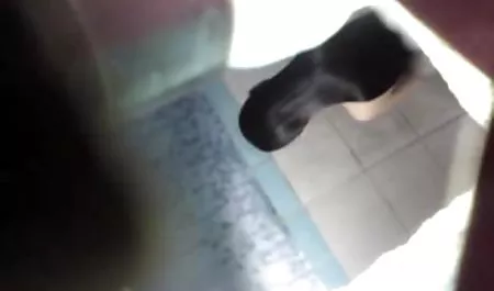 Güzel genç çift tarafından baştan seks video xxxxx kirli alır
