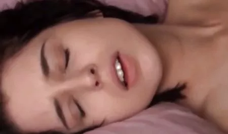 Gözlük ile seksi kız gets fucked hard seks porn anal