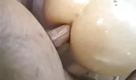Büyük Memeli dev bir gaf tarafından parçalanmış olan xxx gratis sex esmer cutie