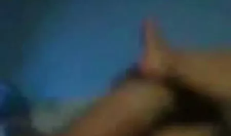 Şık Kız yüz xxxzoo seks alır