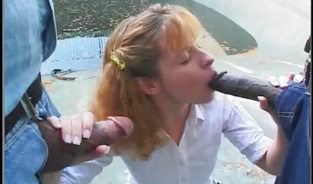 Monique çıplak BJ verir çalışır ve tube 18 seks