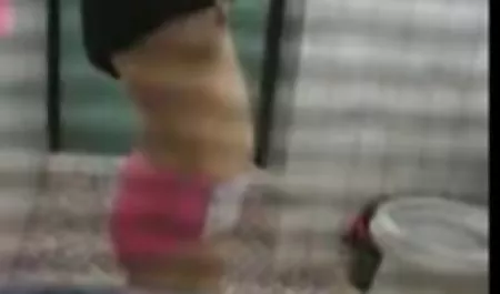 Dövmeler ile xxnx seks video seksi MİLF