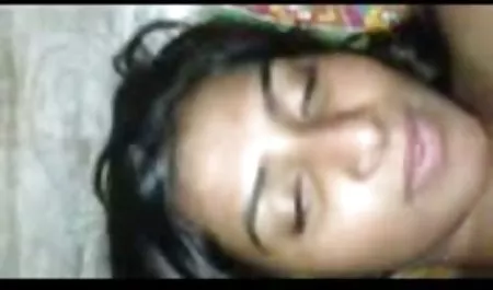 Güzel xxx seks anal küçük orman BİRE yiyor kedi