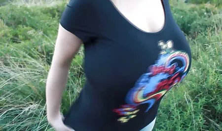 İki adam 18 xxx seks tarafından dövülerek genç sarışın Mallory delik deşik