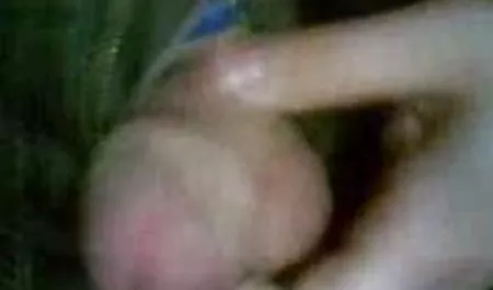 Fahişe teen kırmızı milfs seks çorap sert alır